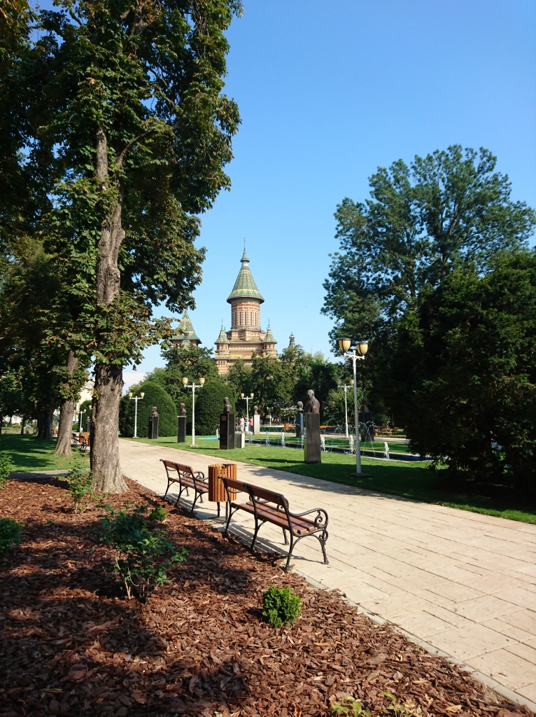 Vom Parcul Central sieht man die orthodoxe Kathedrale.